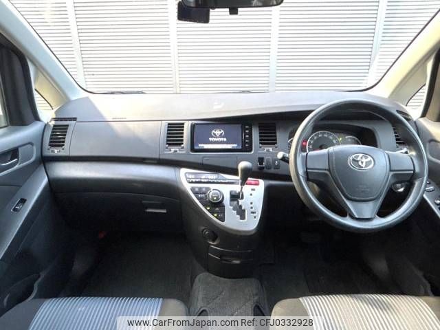 toyota isis 2016 -TOYOTA--Isis DBA-ZGM10W--ZGM10-0067286---TOYOTA--Isis DBA-ZGM10W--ZGM10-0067286- image 2