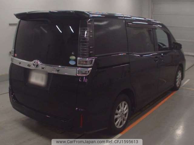 toyota voxy 2018 CFJ1595613 image 2