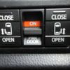 toyota voxy 2018 CFJ1827050 image 20