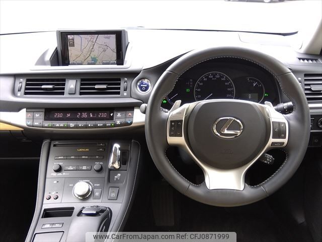 lexus ct 2012 -LEXUS--Lexus CT DAA-ZWA10--ZWA10-2072374---LEXUS--Lexus CT DAA-ZWA10--ZWA10-2072374- image 2