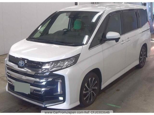 toyota noah 2022 quick_quick_6AA-ZWR90W_0036284 image 2