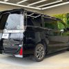 toyota voxy 2017 quick_quick_ZRR80W_ZRR80-0366158 image 18