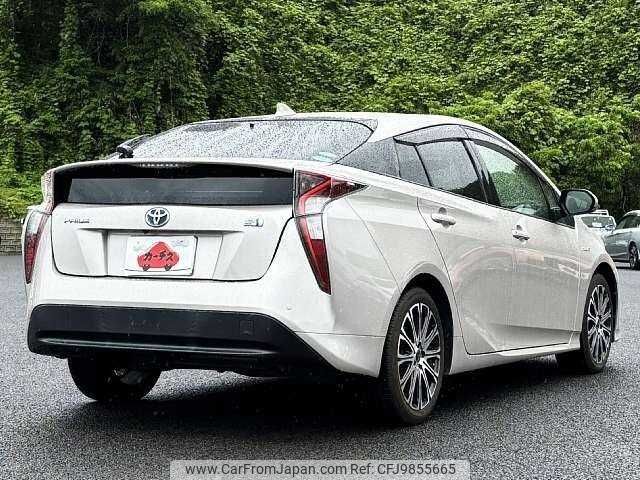 toyota prius 2016 504928-921540 image 2