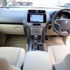 toyota land-cruiser-prado 2019 24342603 image 27