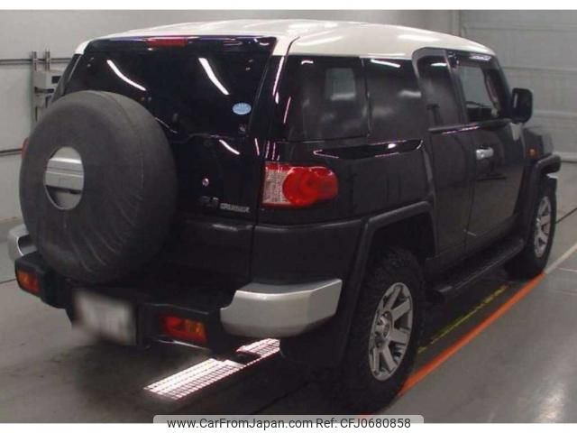 toyota fj-cruiser 2016 quick_quick_CBA-GSJ15W_0133087 image 2