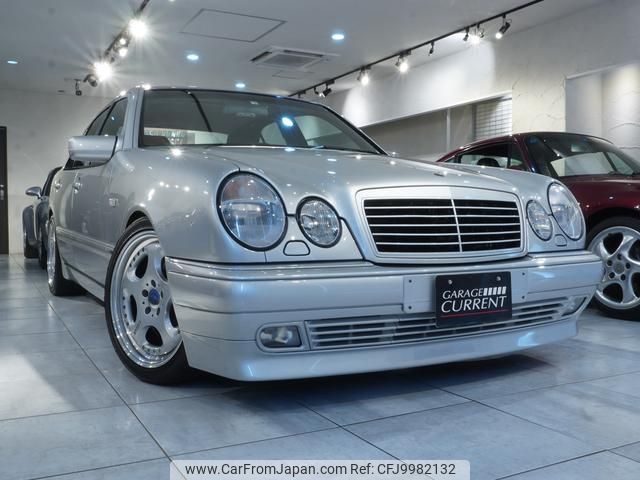 mercedes-benz e-class 1998 GOO_JP_700957168630240708001 image 2