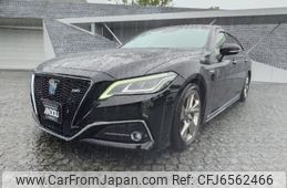 toyota crown 2018 CFJ6562466