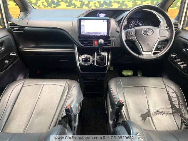 toyota voxy 2017 -TOYOTA--Voxy DBA-ZRR80W--ZRR80-0392613---TOYOTA--Voxy DBA-ZRR80W--ZRR80-0392613- image 2