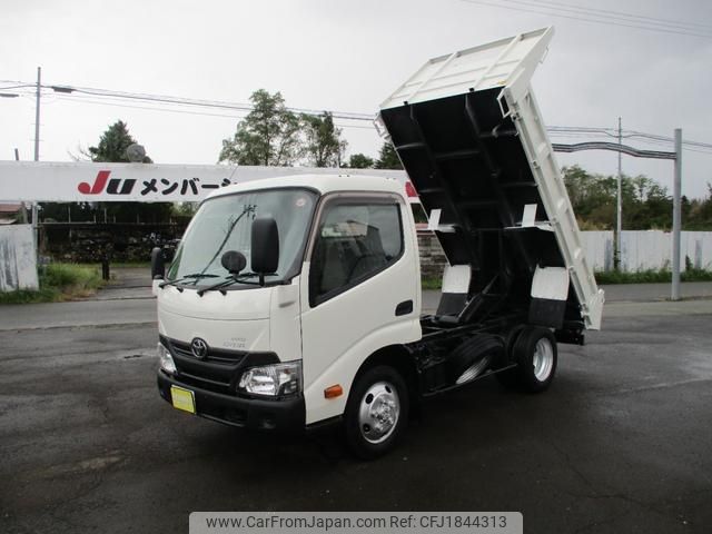 toyota dyna-truck 2017 CFJ1844313 image 1