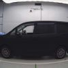 toyota voxy 2010 CFJ1583059 image 9