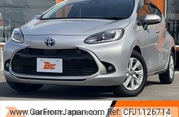 toyota aqua 2022 -TOYOTA--AQUA 6AA-MXPK11--MXPK11-2084138---TOYOTA--AQUA 6AA-MXPK11--MXPK11-2084138-