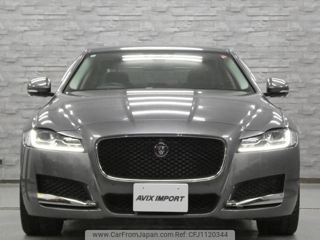 jaguar xf 2016 quick_quick_JB2NA_SAJBB4AN9GCT14890 image 2