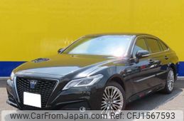 toyota crown 2018 CFJ1567593