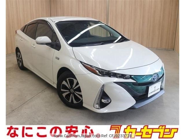 toyota prius-phv 2017 -TOYOTA--Prius PHV DLA-ZVW52--ZVW52-3033157---TOYOTA--Prius PHV DLA-ZVW52--ZVW52-3033157- image 1