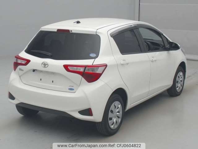 toyota vitz 2017 -TOYOTA--Vitz DBA-NSP135--NSP135-2074476---TOYOTA--Vitz DBA-NSP135--NSP135-2074476- image 2