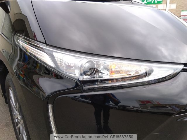 2018 Toyota Estima Hybrid DAA-AHR20W 4WD - Car Price $22,440