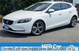 volvo v40 2013 quick_quick_DBA-MB4164T_YV1MV485BE2091083