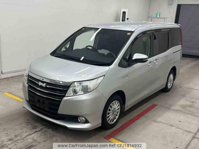 toyota noah 2015 CFJ1816932 image 2