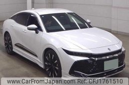 toyota crown 2023 CFJ1761510