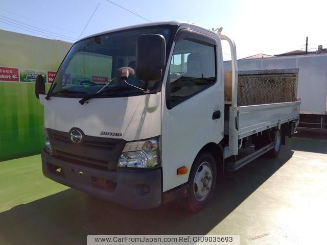 hino dutro 2017 GOO_NET_EXCHANGE_0560787A30230918W002 image 1