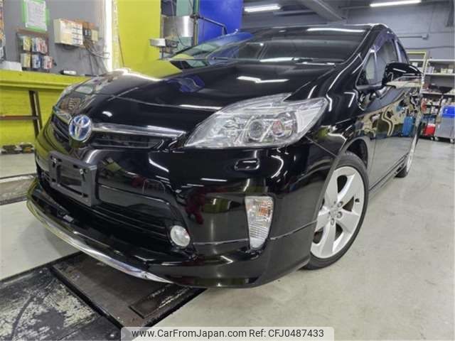 toyota prius 2013 -TOYOTA--Prius DAA-ZVW30--ZVW30-5727610---TOYOTA--Prius DAA-ZVW30--ZVW30-5727610- image 1