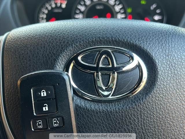 toyota noah 2019 CFJ1825956 image 2