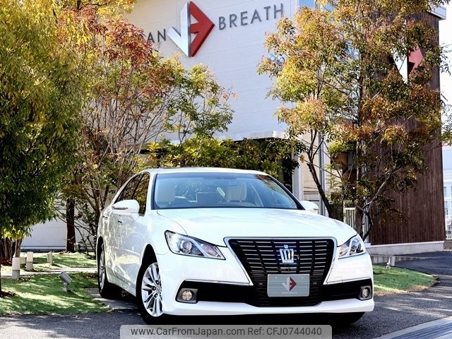 toyota crown 2015 -TOYOTA--Crown DBA-GRS210--GRS210-6015914---TOYOTA--Crown DBA-GRS210--GRS210-6015914- image 1