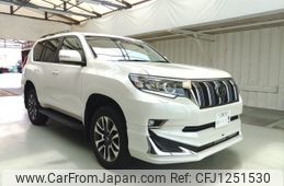 toyota land-cruiser-prado 2023 ENHANCEAUTO_1_ea300631