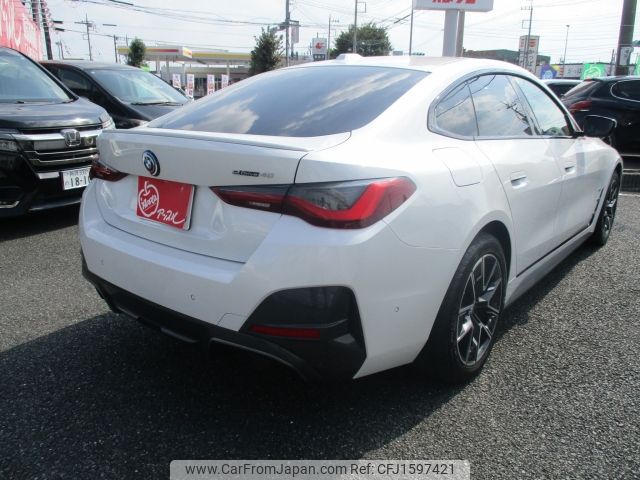 bmw i4 2022 CFJ1597421 image 2