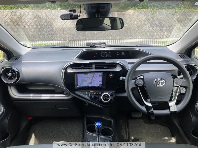 toyota aqua 2017 quick_quick_DAA-NHP10_NHP10-6640491 image 2