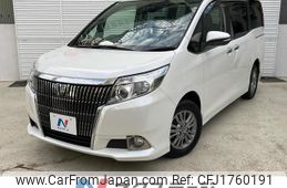 toyota esquire 2015 CFJ1760191