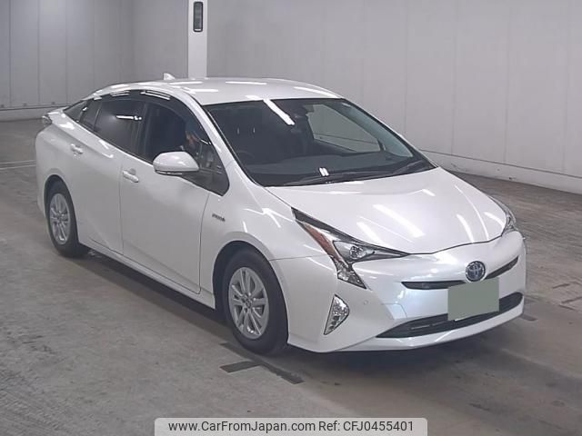 toyota prius 2018 quick_quick_DAA-ZVW50_ZVW50-6119055 image 1