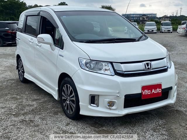 honda freed-spike-hybrid 2014 quick_quick_GP3_GP3-1218662 image 2