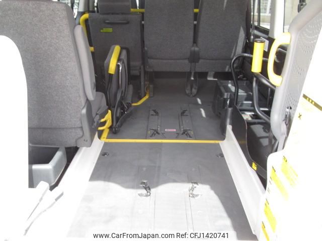 toyota hiace-van 2013 GOO_JP_700056043930250714001 image 1