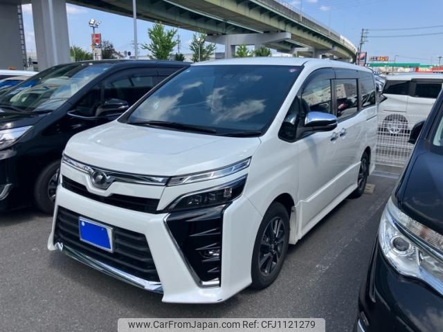 toyota voxy 2018 -TOYOTA--Voxy DBA-ZRR80W--ZRR80-0416196---TOYOTA--Voxy DBA-ZRR80W--ZRR80-0416196- image 1