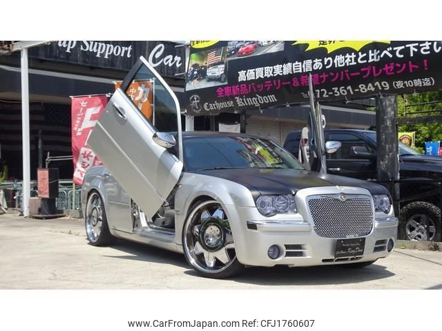 chrysler 300c 2006 CFJ1760607 image 2