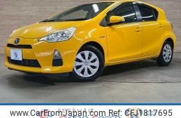 toyota aqua 2013 CFJ1817695