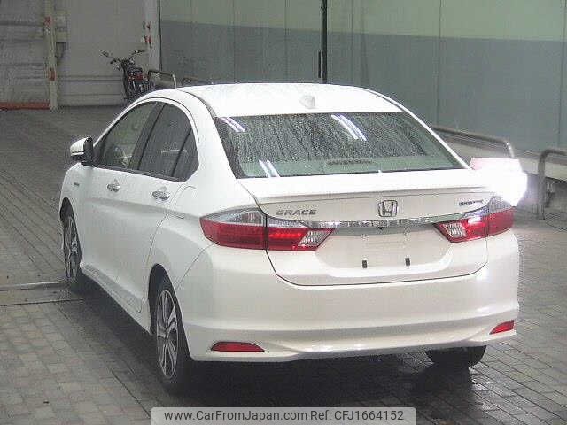 honda grace 2015 CFJ1664152 image 2
