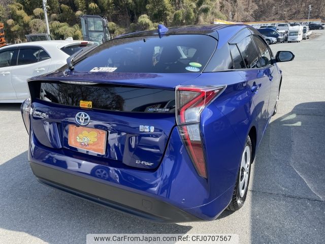 toyota prius 2018 -TOYOTA--Prius DAA-ZVW55--ZVW55-8058540---TOYOTA--Prius DAA-ZVW55--ZVW55-8058540- image 2