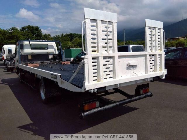 toyota toyoace 2011 CFJ1441858 image 2