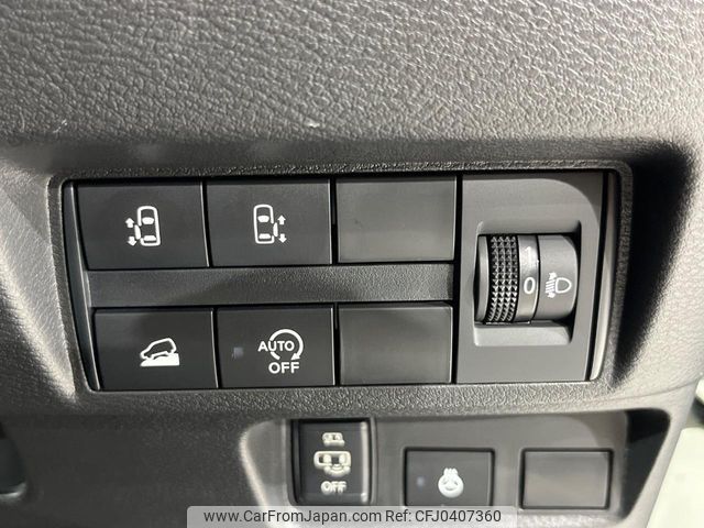mitsubishi delica-mini 2024 CFJ0407360 image 2