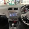 volkswagen polo 2016 -VOLKSWAGEN--VW Polo DBA-6RCJZ--WVWZZZ6RZGU044547---VOLKSWAGEN--VW Polo DBA-6RCJZ--WVWZZZ6RZGU044547- image 6