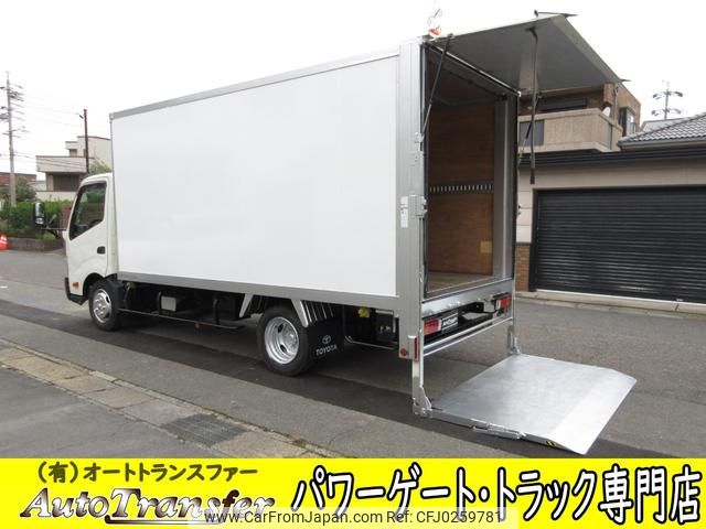 toyota dyna-truck 2017 GOO_NET_EXCHANGE_0200468A30240821W001 image 1