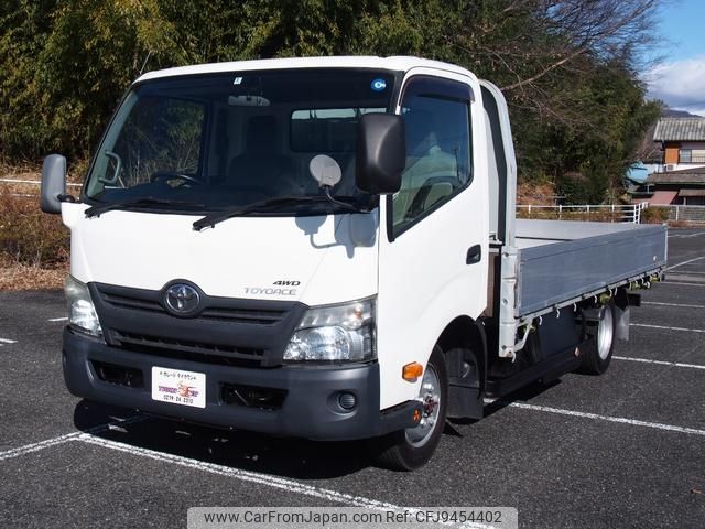 toyota toyoace 2012 GOO_NET_EXCHANGE_0402387A30240131W002 image 2