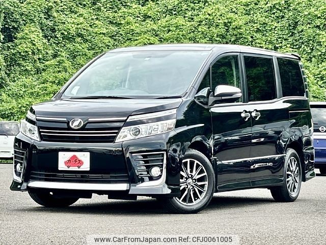 toyota voxy 2015 -TOYOTA--Voxy DBA-ZRR80W--ZRR80-0140611---TOYOTA--Voxy DBA-ZRR80W--ZRR80-0140611- image 1