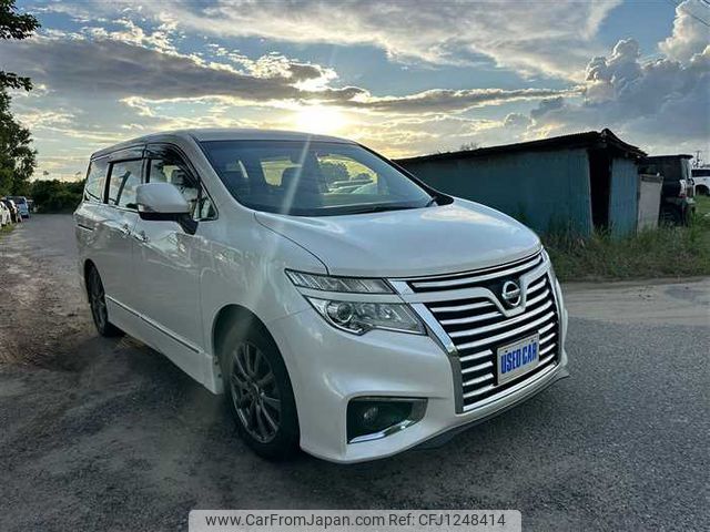 nissan elgrand 2018 CFJ1248414 image 2