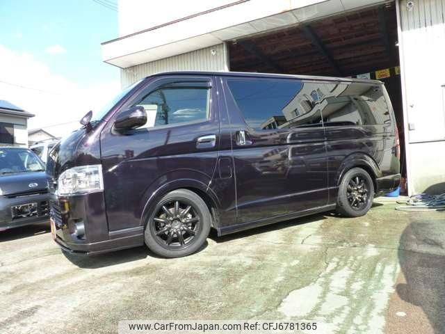 toyota regiusace-van 2018 quick_quick_QDF-GDH201V_GDH201V-1009299 image 2