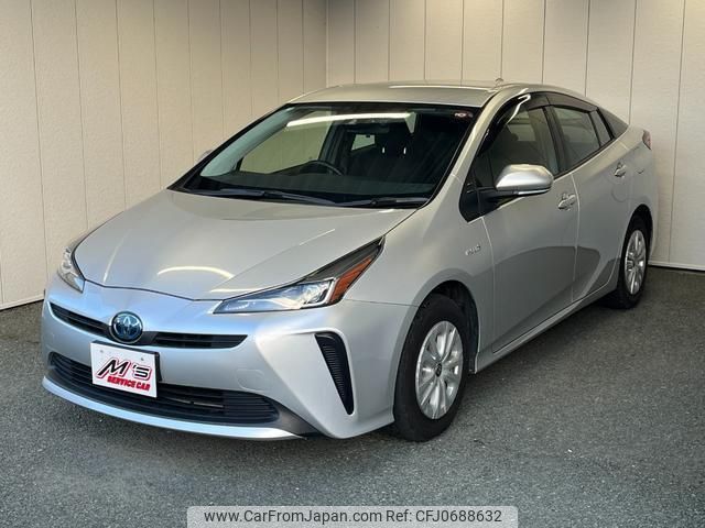 toyota prius 2019 quick_quick_ZVW55_ZVW55-6009298 image 2