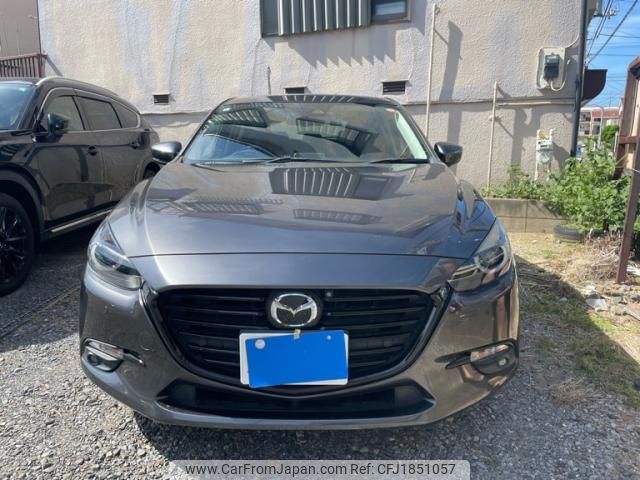 mazda axela 2017 CFJ1851057 image 2