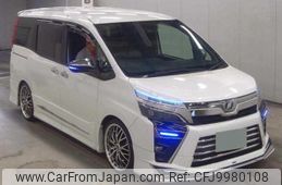 toyota voxy 2018 quick_quick_DBA-ZRR80W_0432627